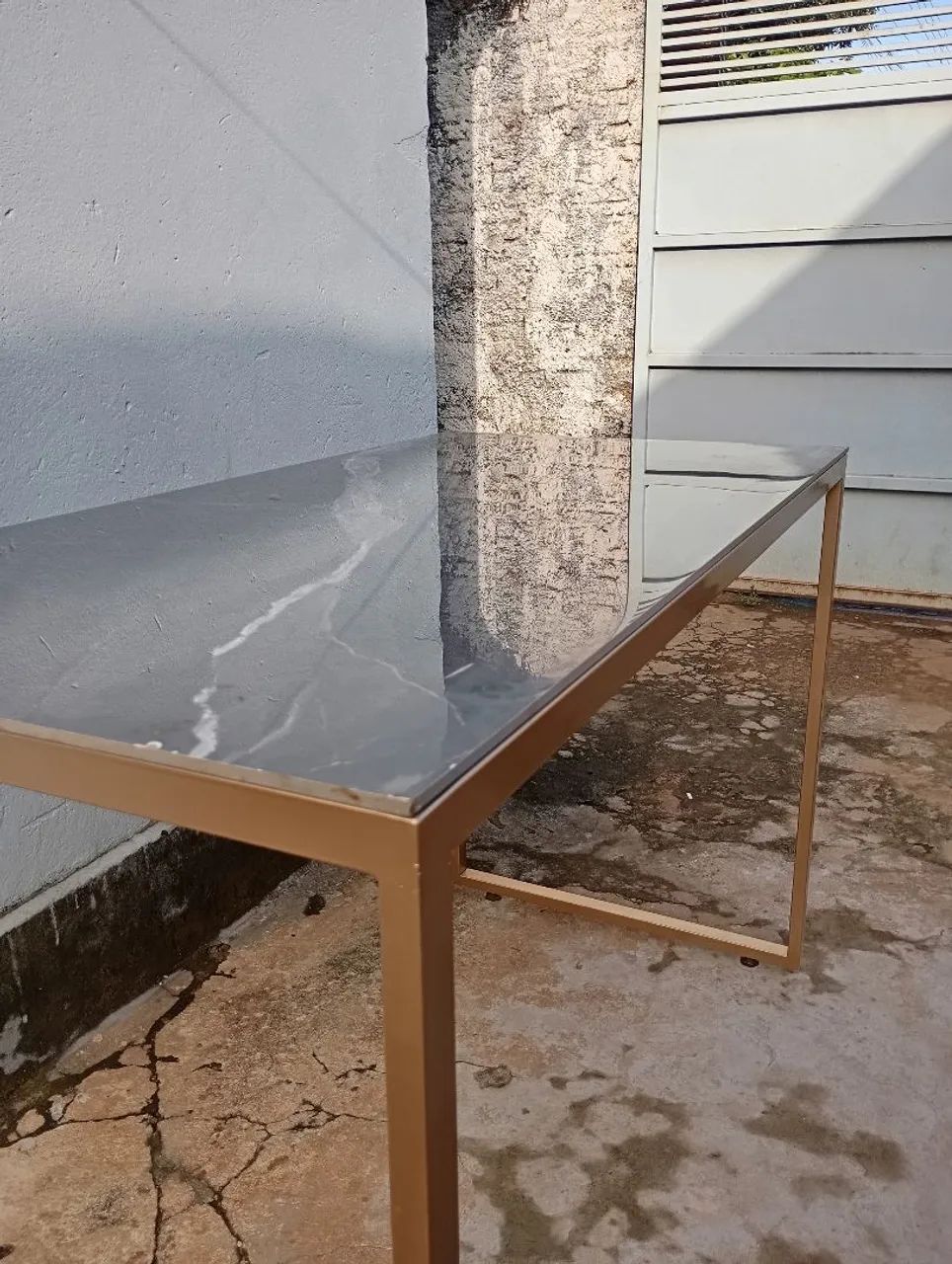 Mesa industrial com tampo de porcelanato  - Foto 2