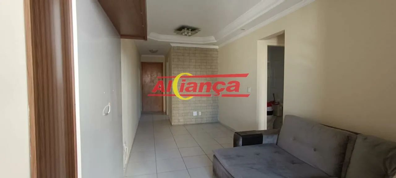 APARTAMENTO COM SUÍTE - VILA GALVÃO