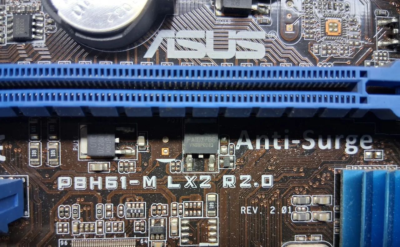 Placa Mãe ASUS P8H61-M LXZ R 2.0 C/Processador + Memória  - Foto 2