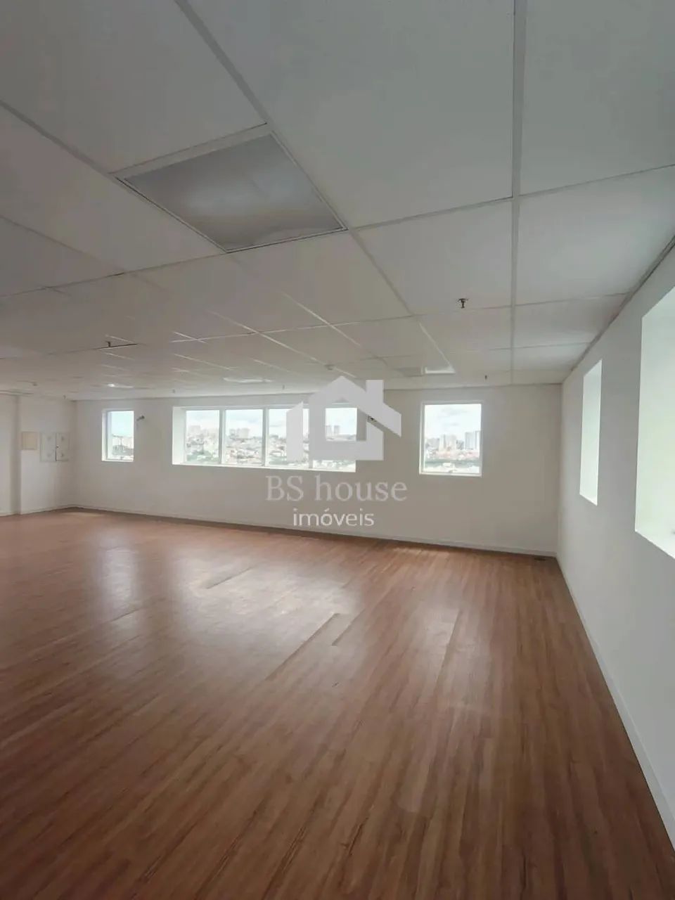 Sala para Alugar com 127 m² e 3 Garagens no Bairro Rudge Ramos em SBC - Foto 3