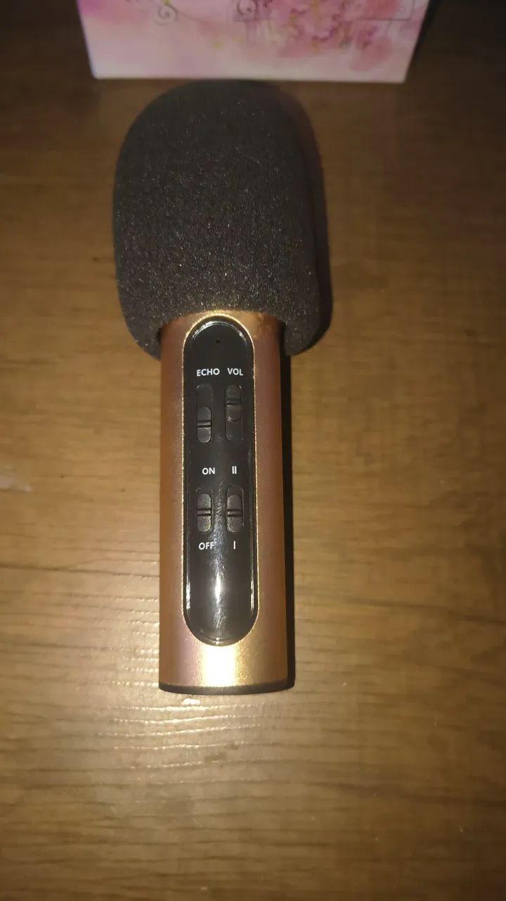 Microfone Karaokê recarregável  - Foto 2