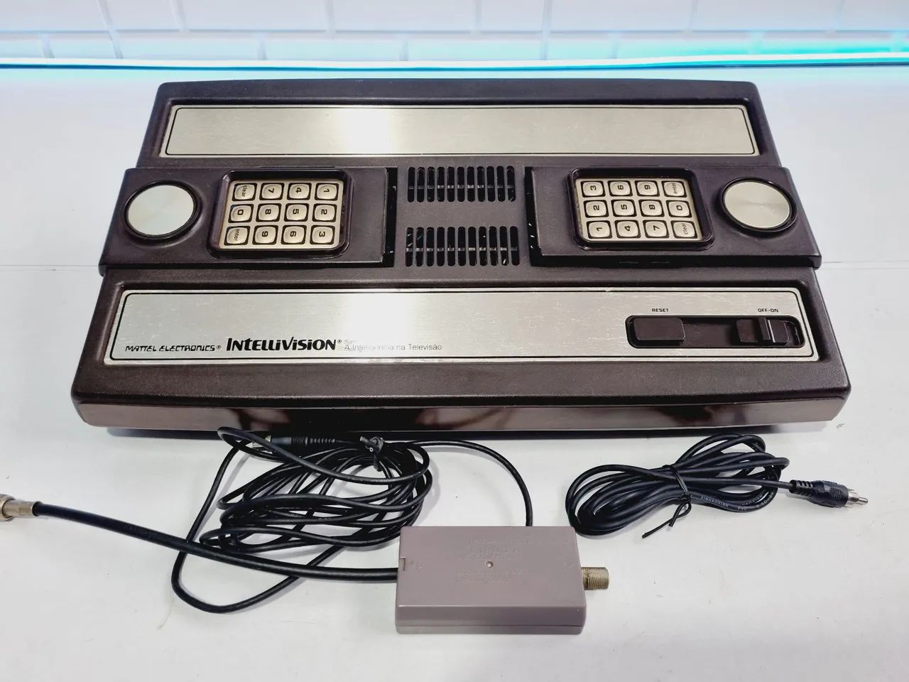 CONSOLE INTELLIVISION
