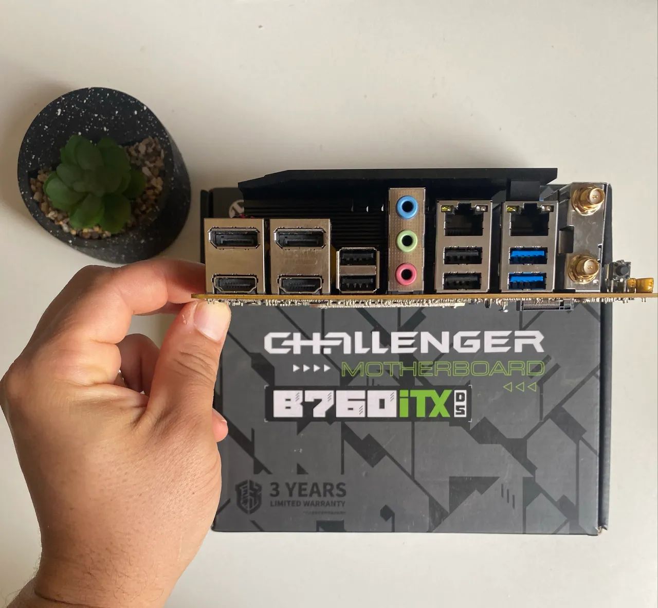 Placa Mãe B760 itx DDr5 Challenger  - Foto 2