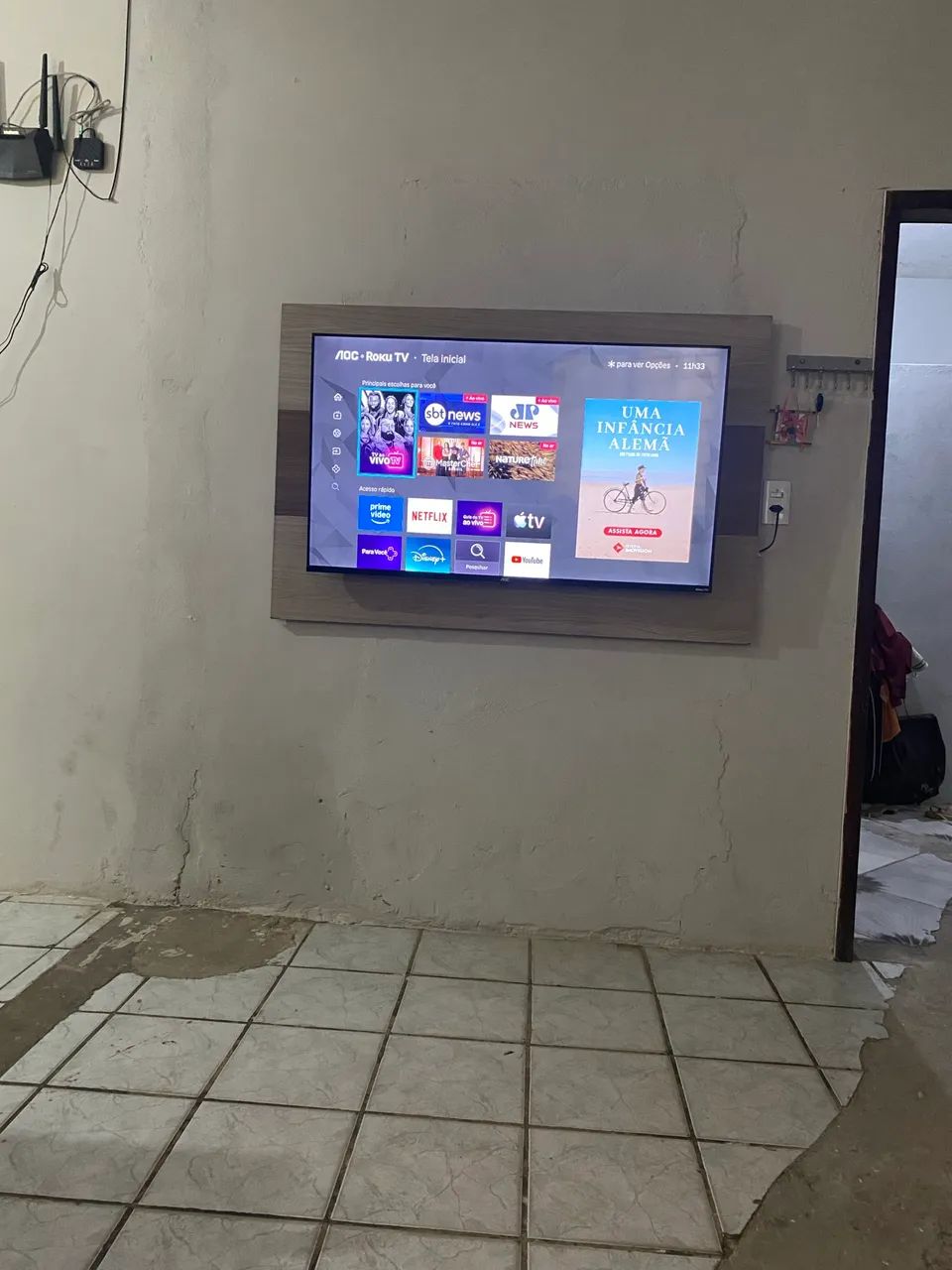 Tv Aoc smart roku 43 polegadas 8 meses de uso  - Foto 3