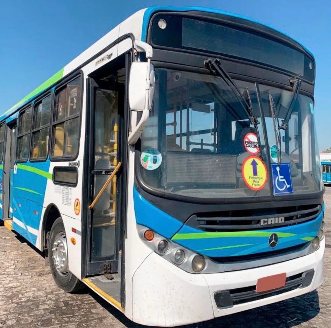 ÔNIBUS  - Foto 2