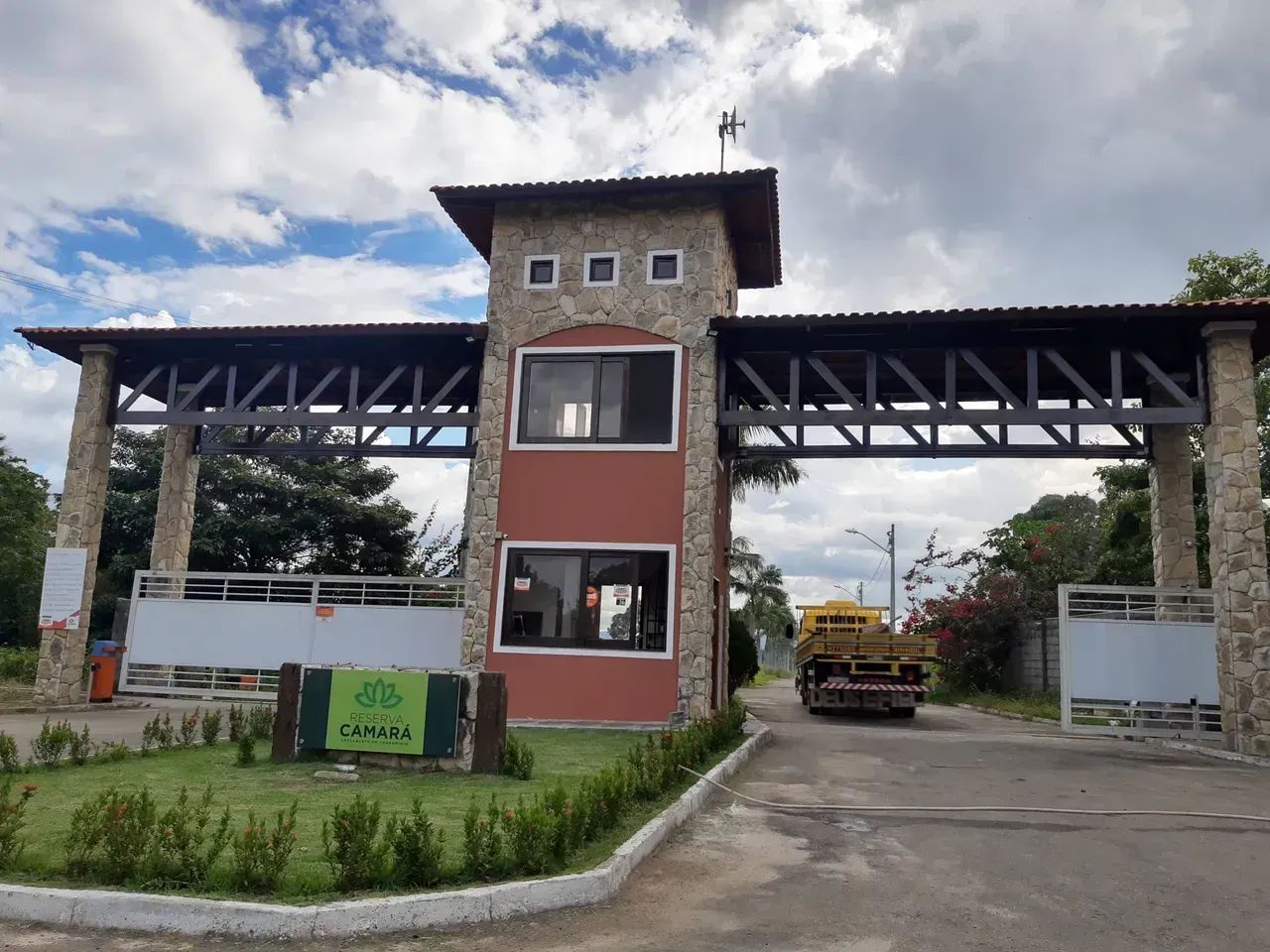 Oportunidade: Ultimos Lotes: CONDOMINIO RESERVA CAMARÁ: 7KM DO CENTRO DE EUSÉBIO -CEARÁ