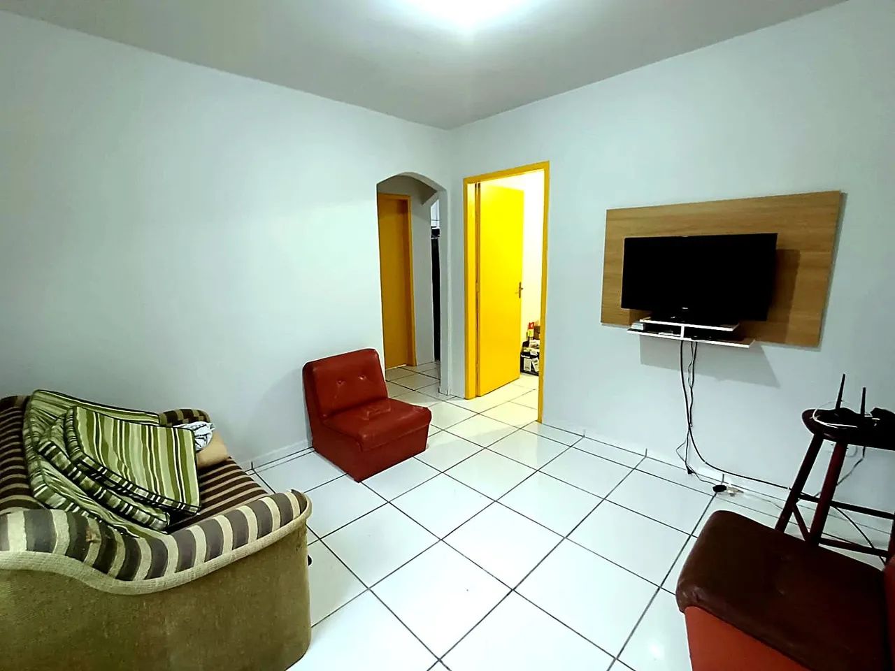 "VENDO ou PERMUTO/ TROCO - Foto 5