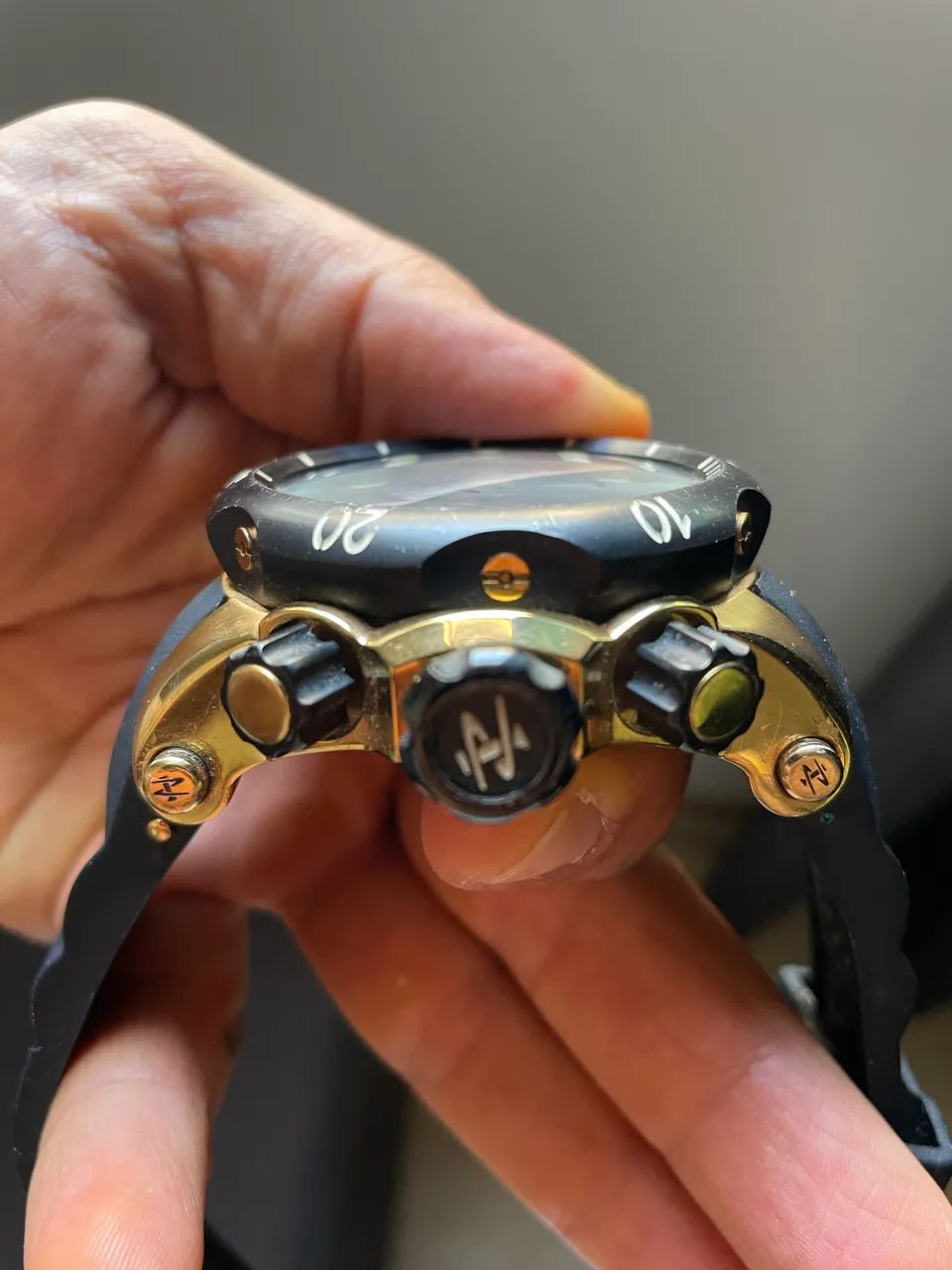 Relógio INVICTA VENOM DOURADO - ORIGINAL - Foto 4