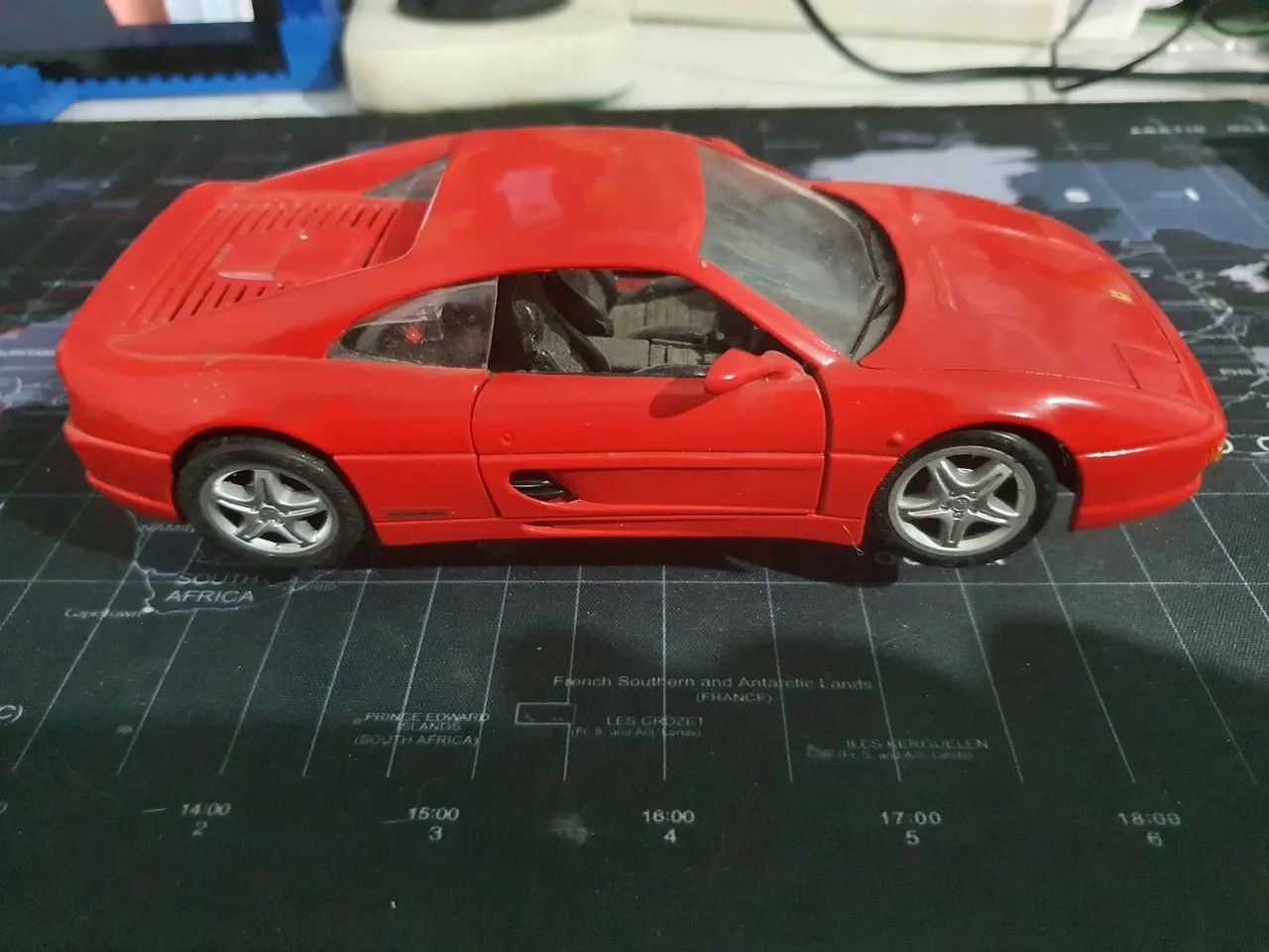  Ferrari F355 Berlinetta 1:24 Coleção  - Foto 2