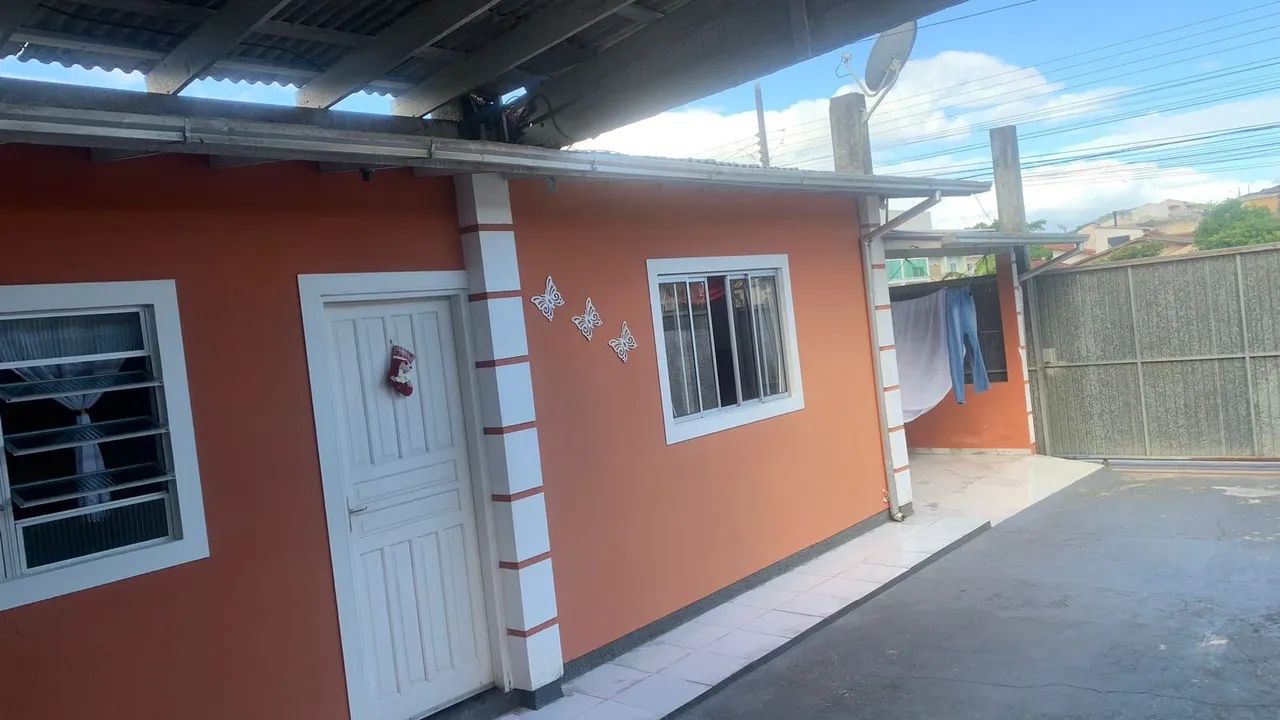 VENDO - TERRENO COM 2 CASAS + EDÍCULA - Foto 2