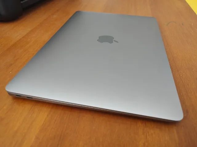 MacBook Air 13 polegadas 8GB RAM, 256 GB, A 2179 (2020) Cinza