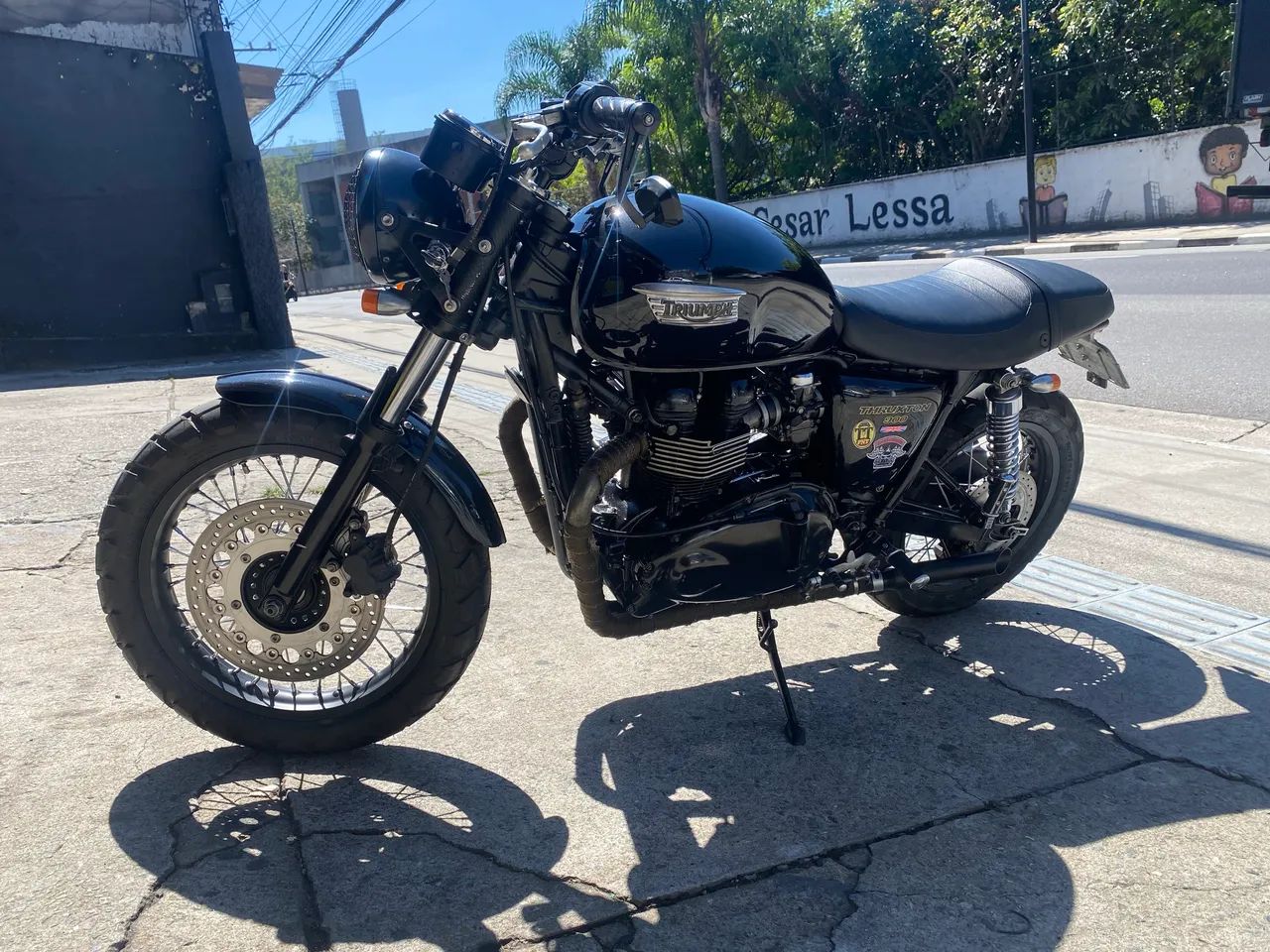 Triumph t100. Thuuxtom 900 - Foto 3