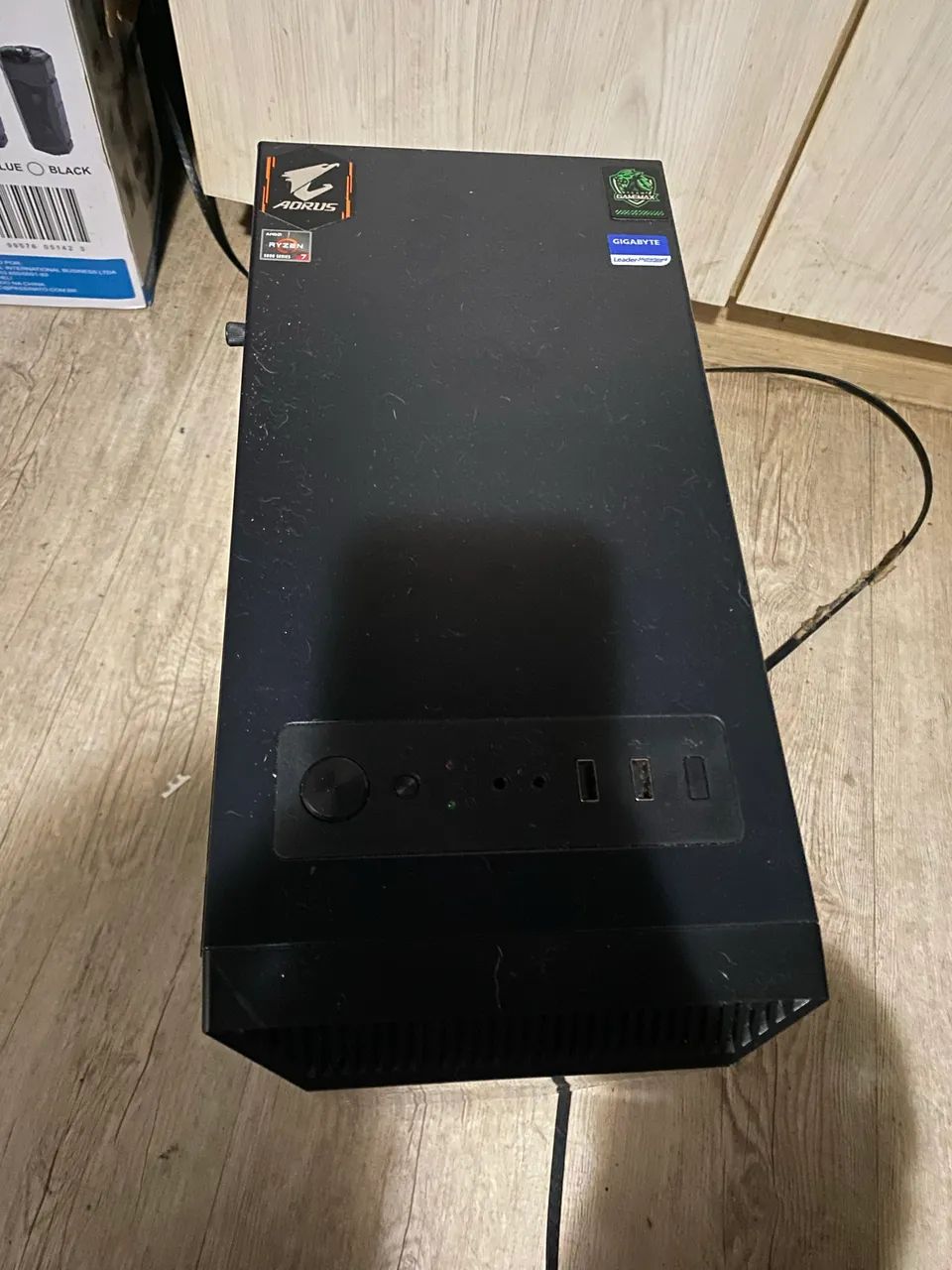 Gabinete + mousepad