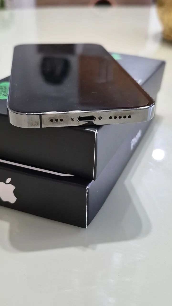 iPhone 12 Pro 256GB Preto - Nunca Aberto + Caixa Original