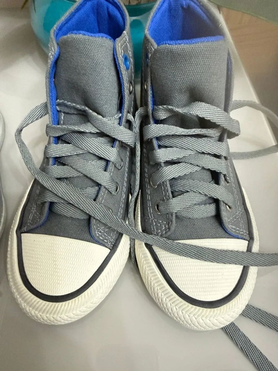 Tenis All Star Cinza Novo - tamanho 29/30 - Foto 5