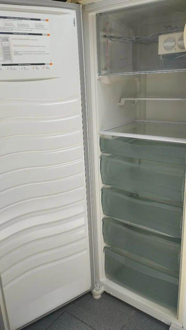 Freezer vertical 