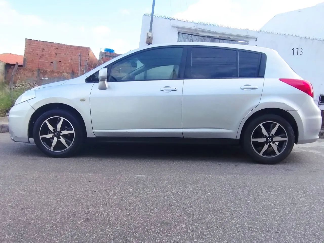 Nissan Tiida TIIDA S 1.8/1.8 Flex 16V  Mec. 2012
