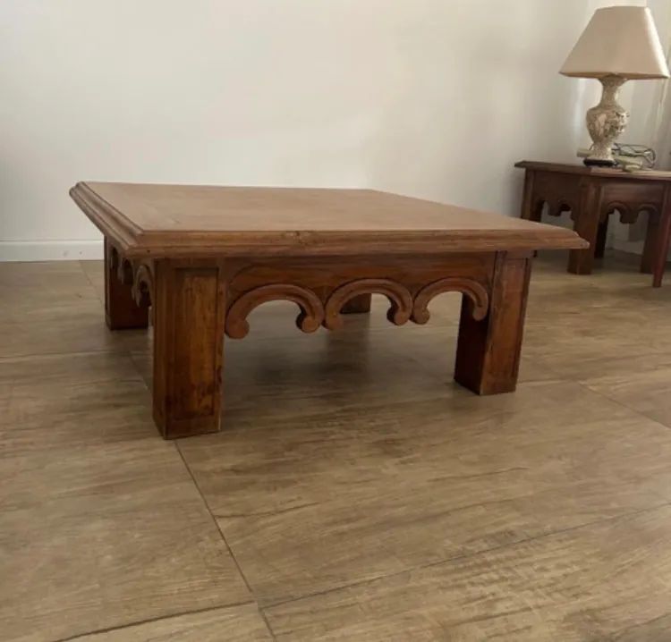 Mesa de centro quadrada