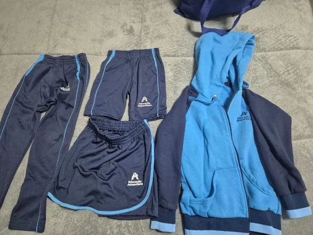 Uniforme Adventista Novo - Tamanho 6 e 10 - Foto 2