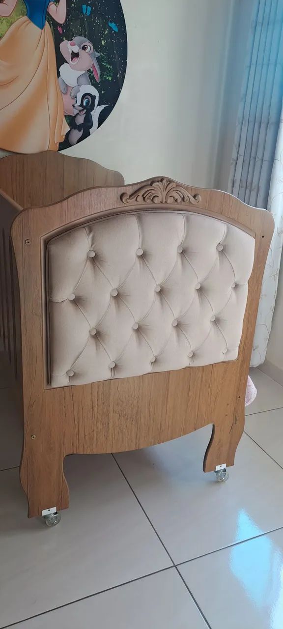 Berço provençal capitonê, guarda-roupas e colchão | Grão de Gente | Quarto bebê completo - Foto 3