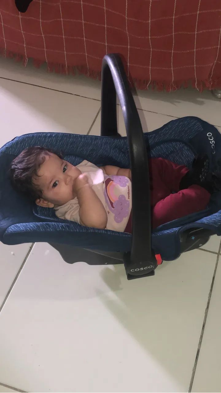 Vendo bebê conforto 