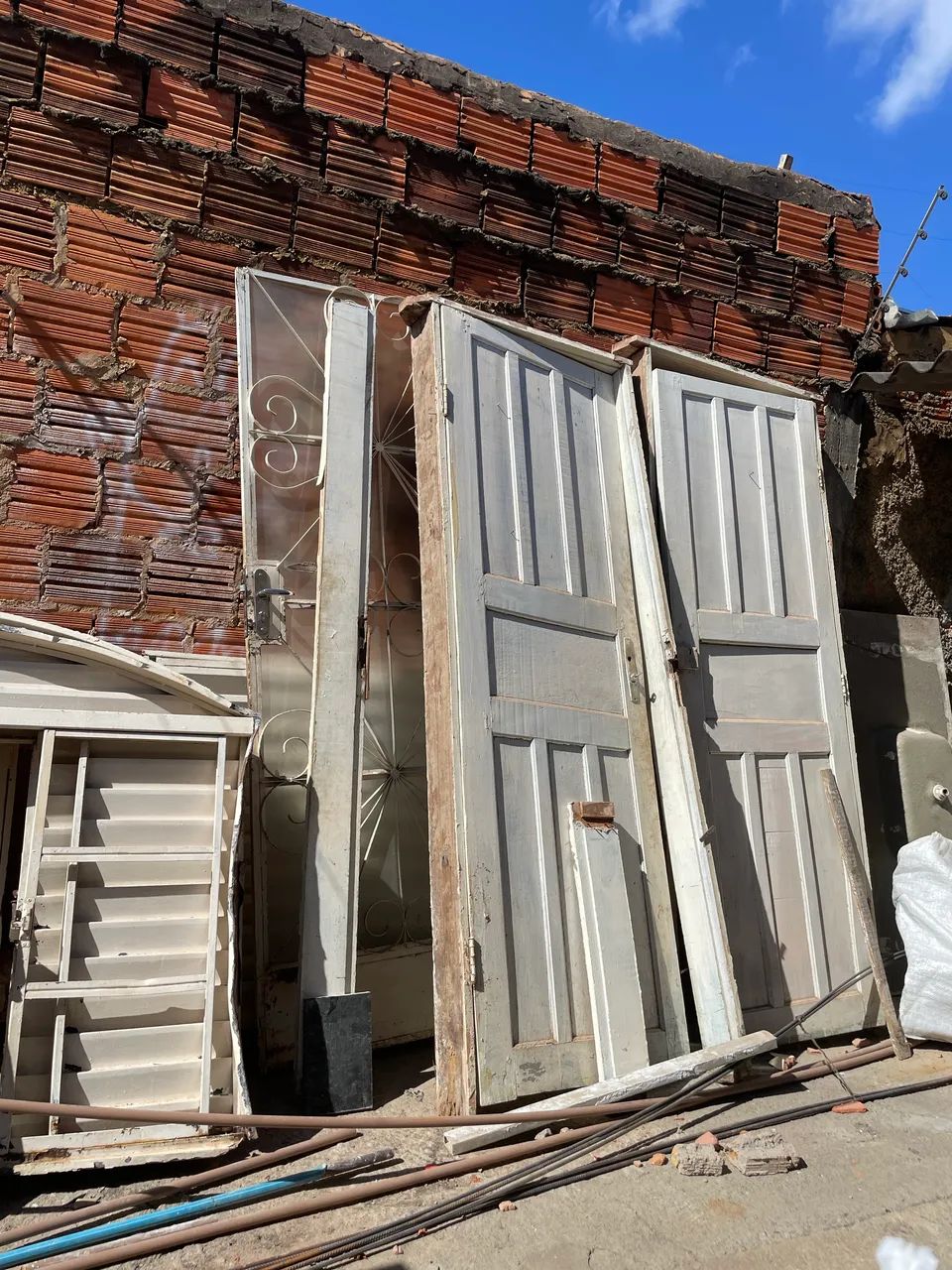 Portas e janelas usadas446558535052185603