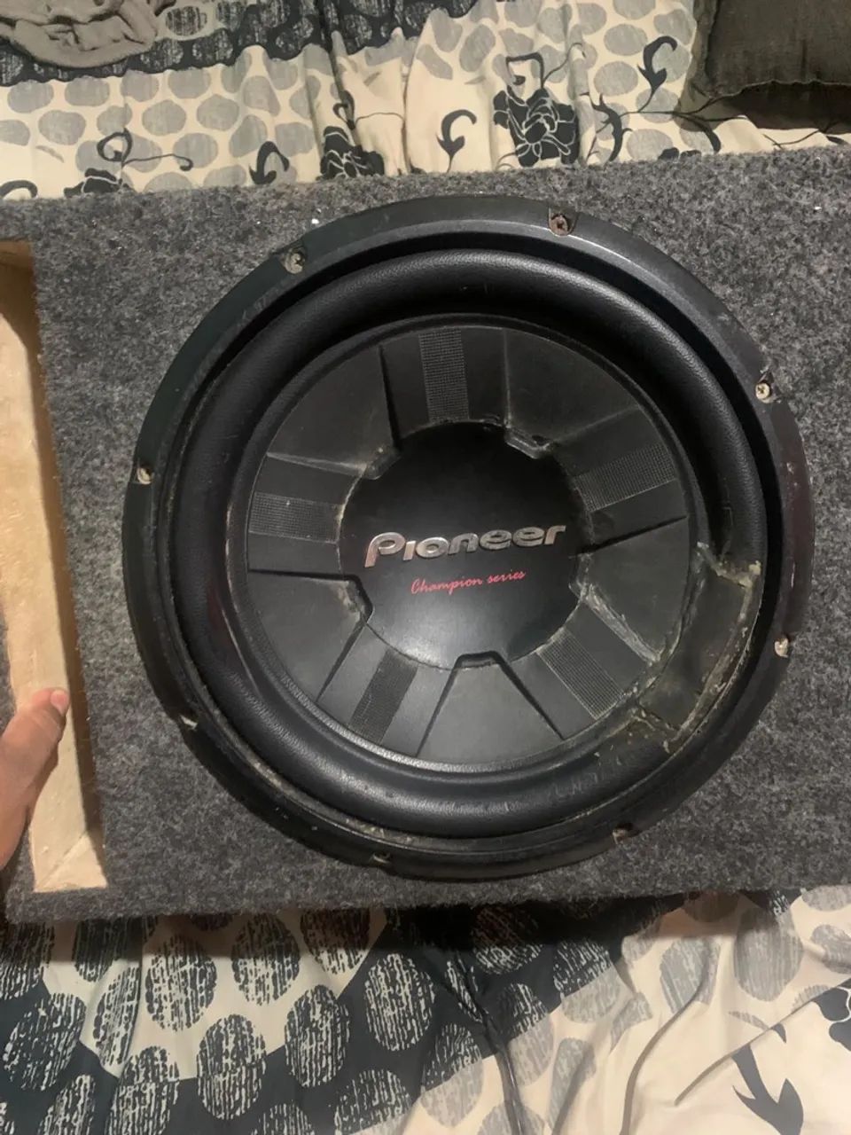 Subwoofer pioneer 12 polegadas 1400W com caixa