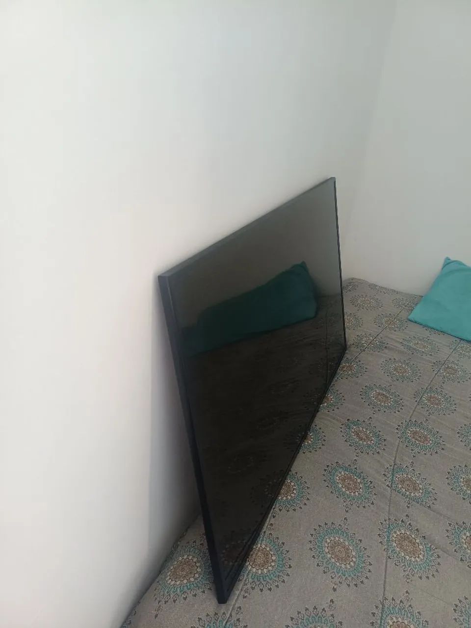 Vendo Smart TV Samsung de 50 polegadas, modelo UN50RU7100, com resolução 4K (Painel RGB) - Foto 3