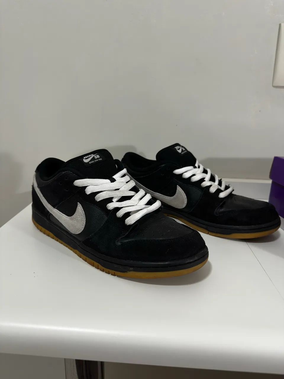 Tênis Nike Dunk SB Low Gum 44 preto  - Foto 2