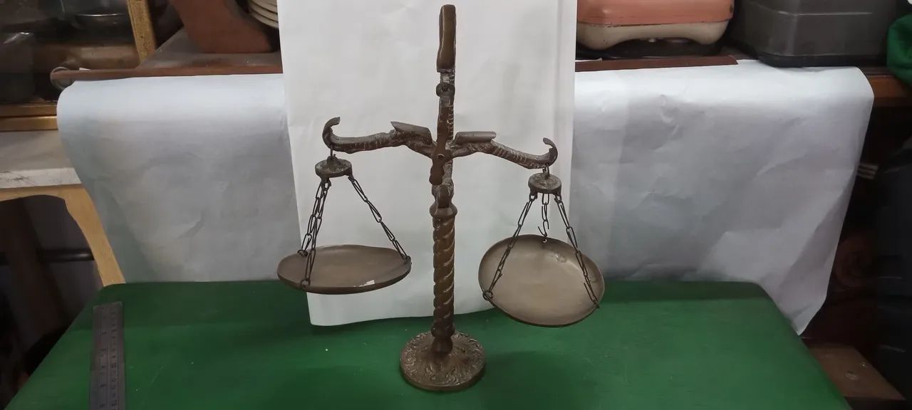 Balança vintage bronze 