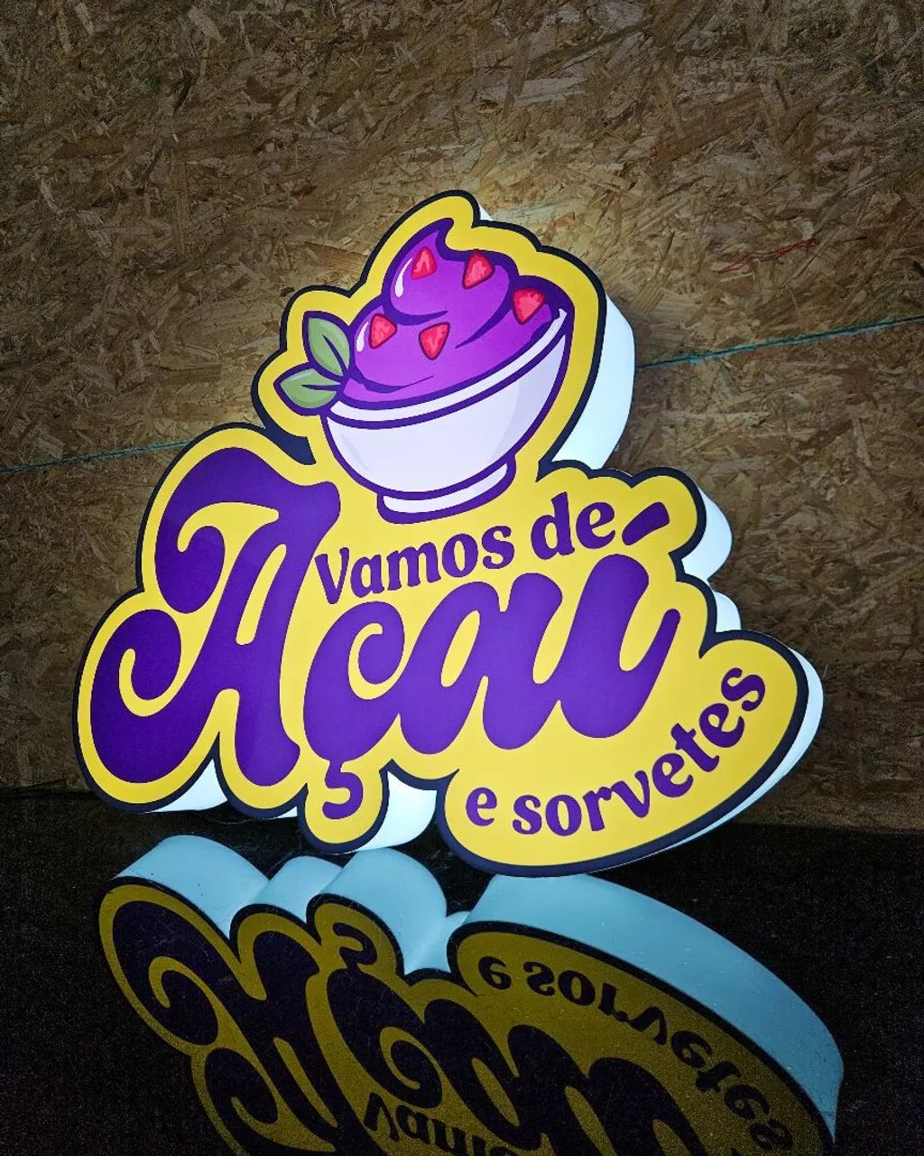 PLACA LUMINOSA MODELADA COM SUA LOGO  - Foto 3