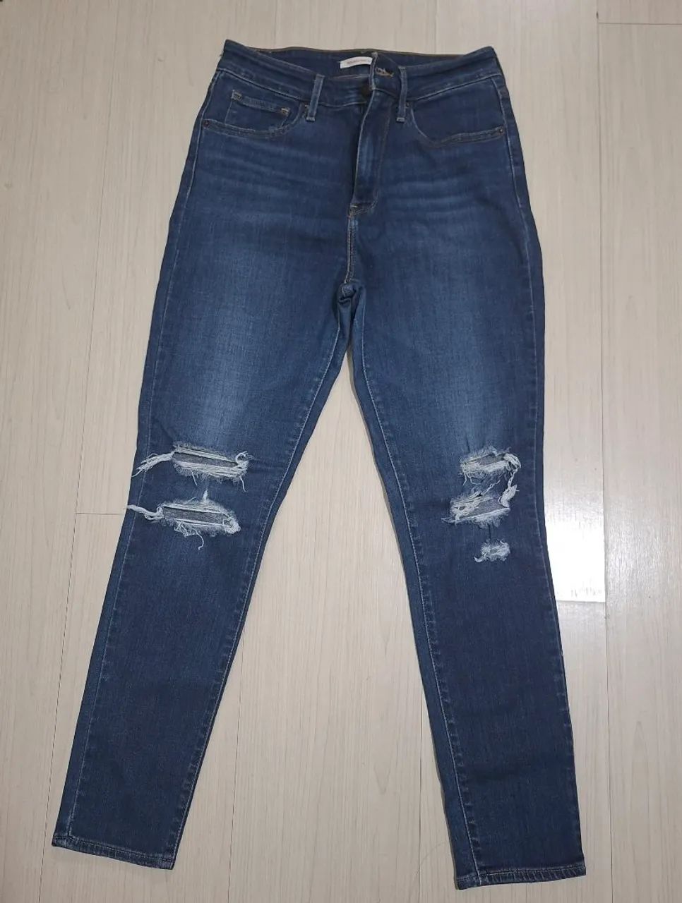 calça jeans levis