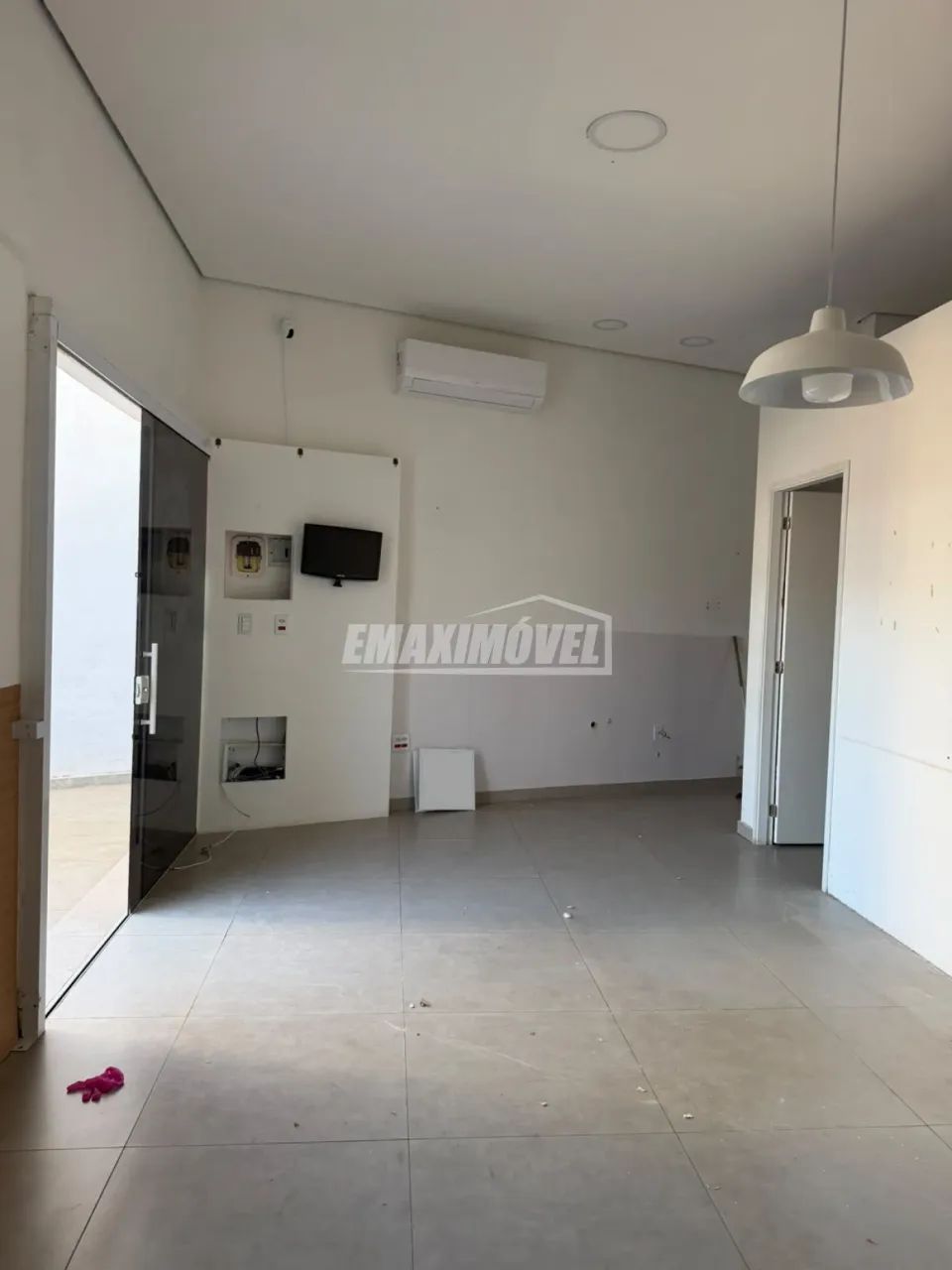 Salão Comercial de 60m² no Jardim Santa Rosa em Sorocaba-SP - Foto 2