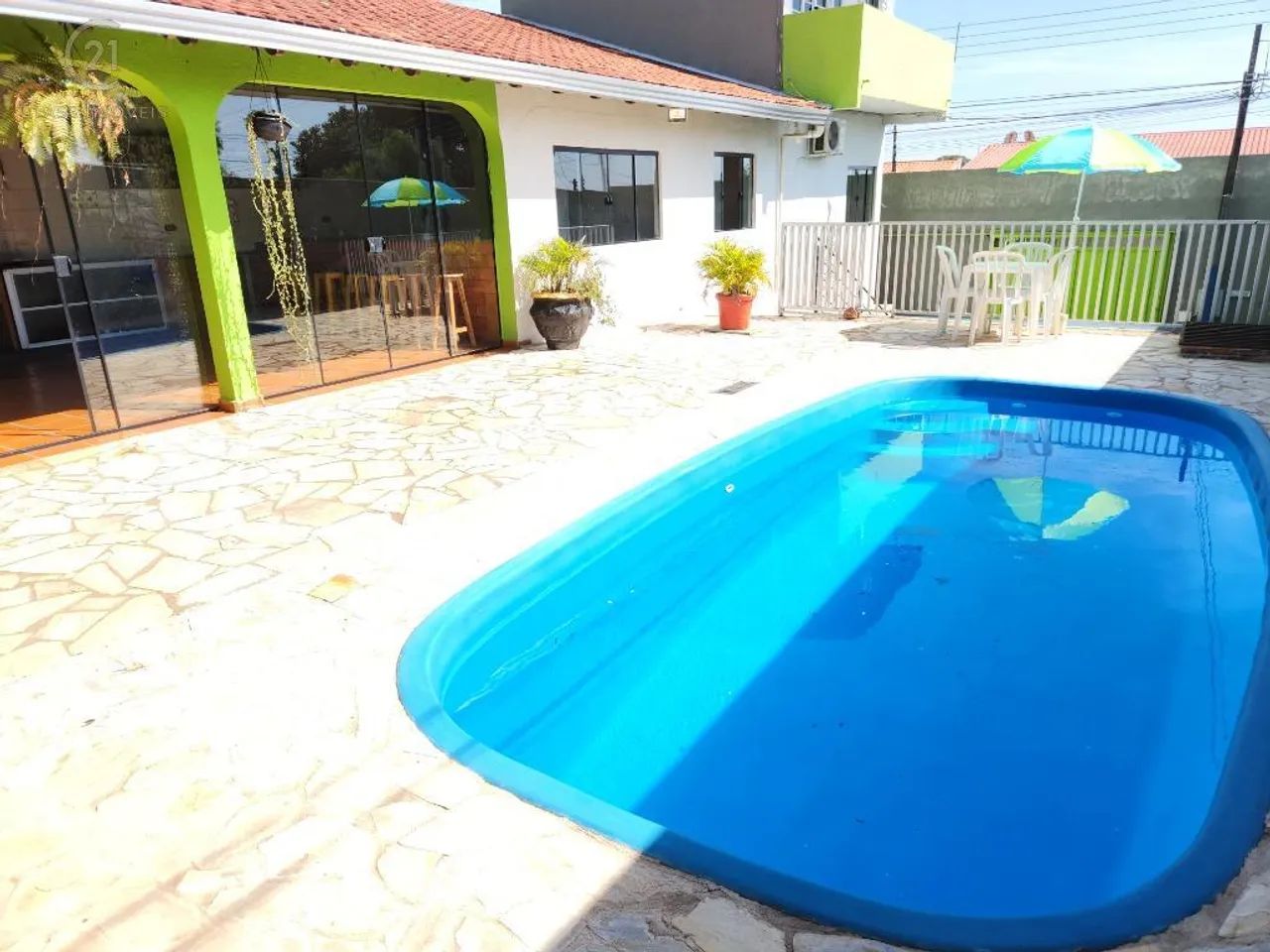 Casa à venda e para alugar em Londrina, Leonor, com 3 quartos, com 200 m² - Foto 4