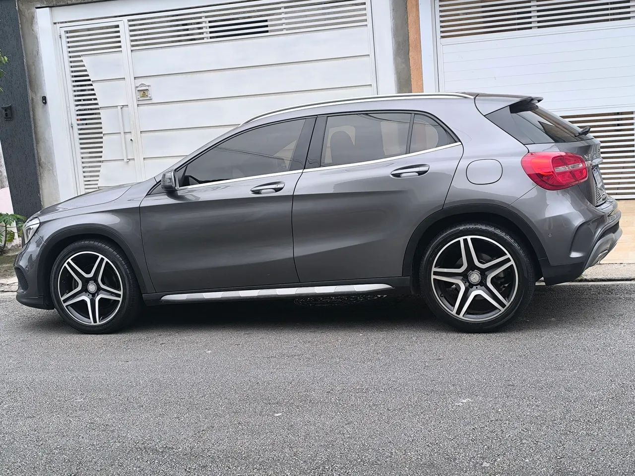 Mercedes-Benz GLA 250 Sport 2.0 TB 16V 4X2 211cv Aut. 2016