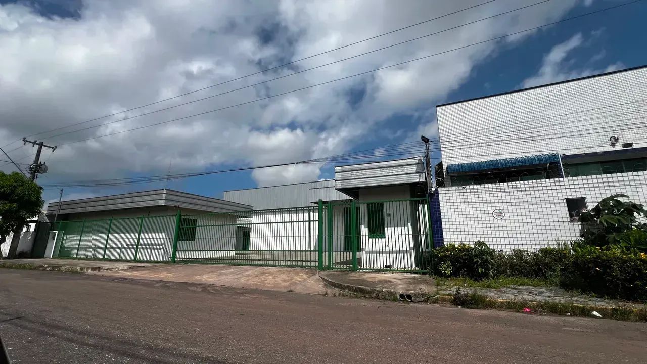 GALPÃO  1.300m² A 20 METROS DA BR 316