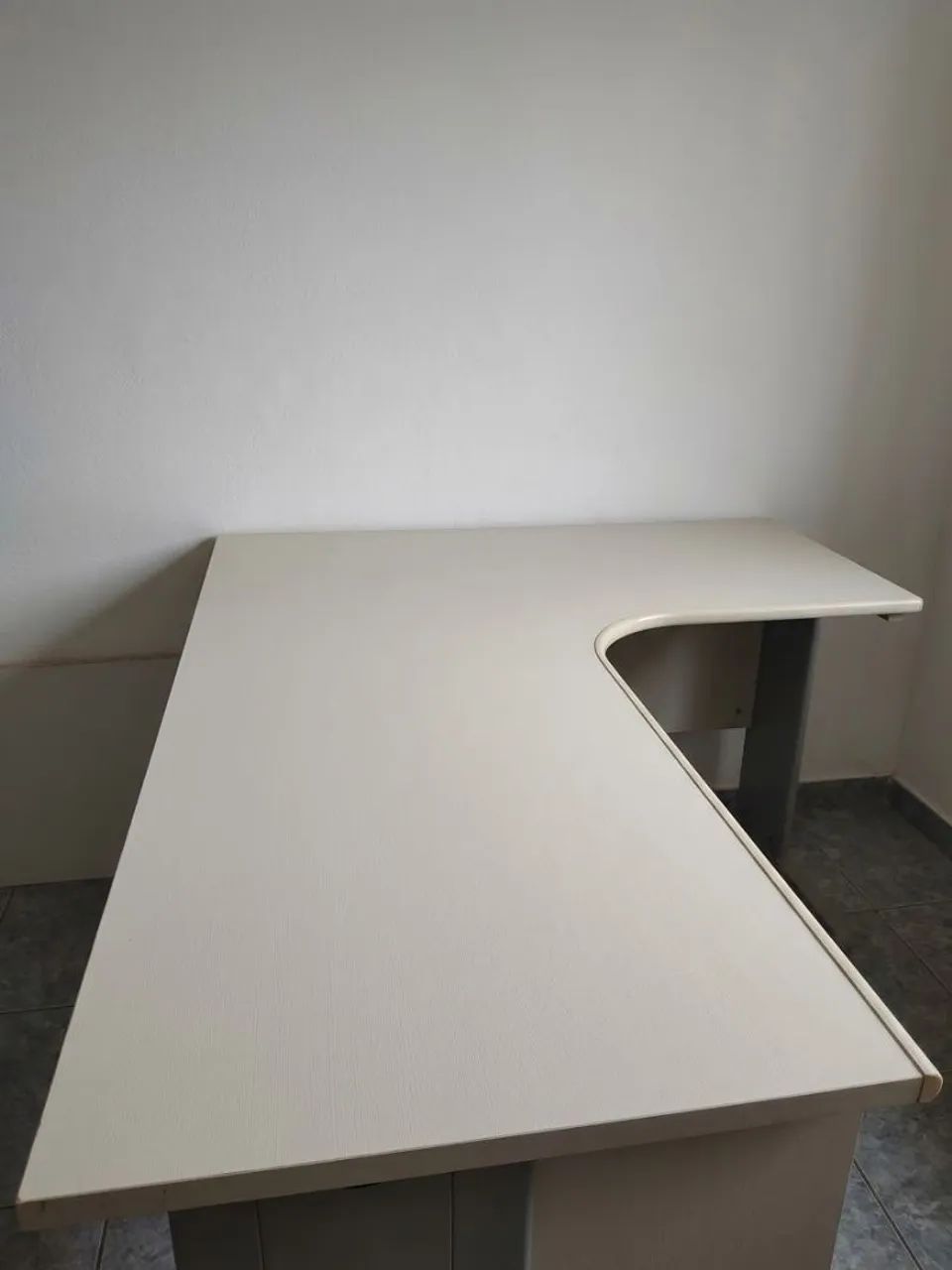 Vendo mesa de escritório  - Foto 3