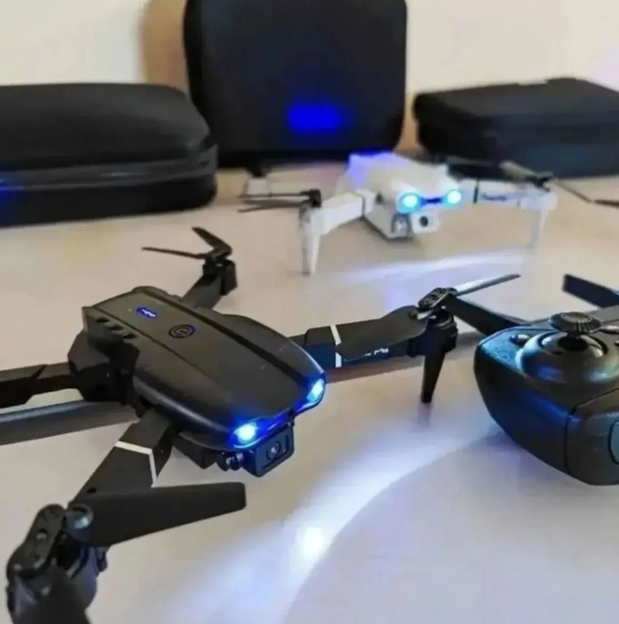 Drone com câmera filma tira foto produto novo 