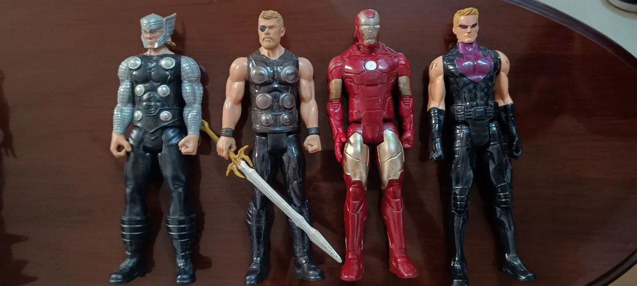 Bonecos de super heróis 30 cm - Foto 2