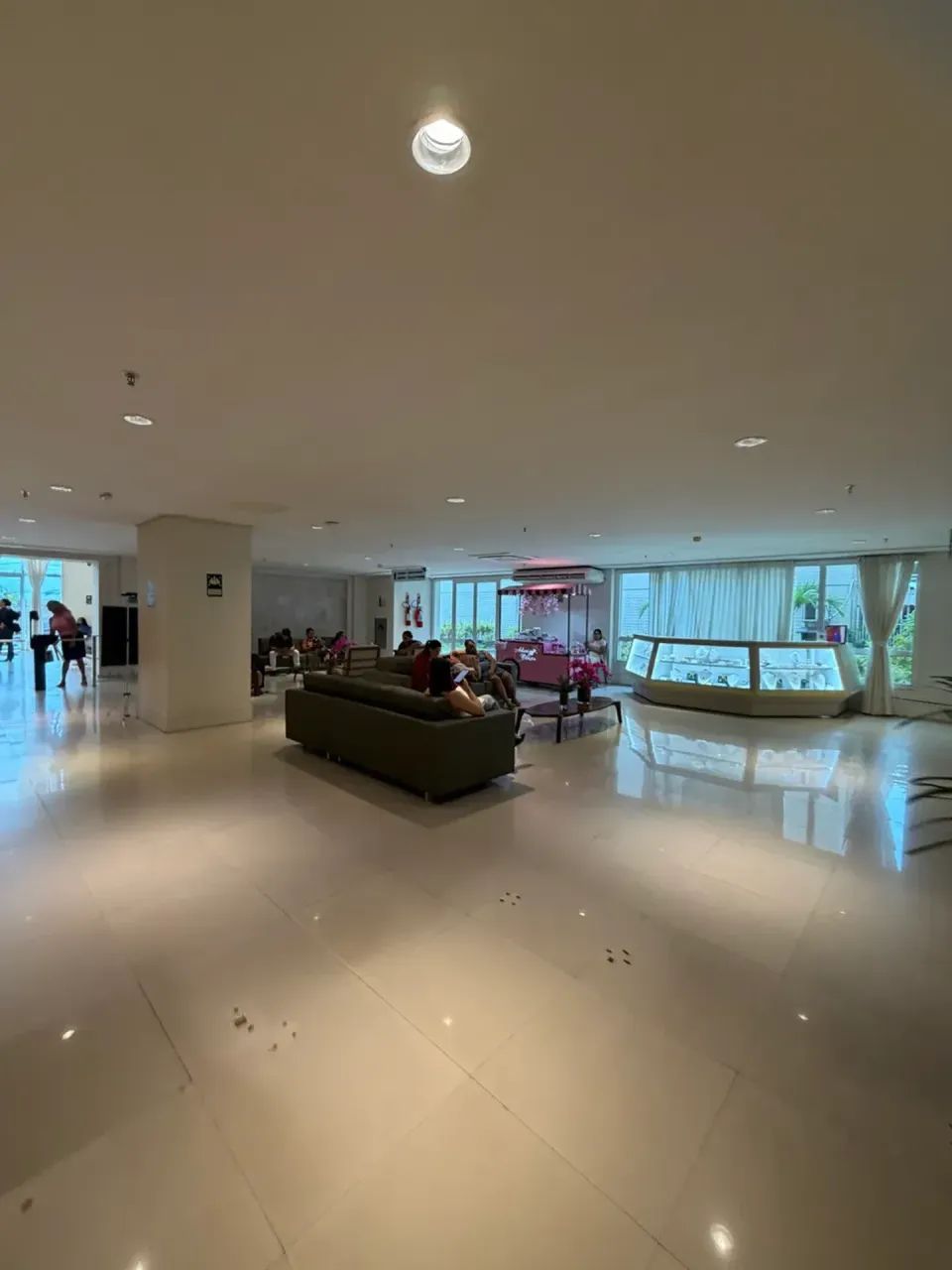 SALA NO PATEO JARDINS COM 34m2 - NASCENTE - Foto 5