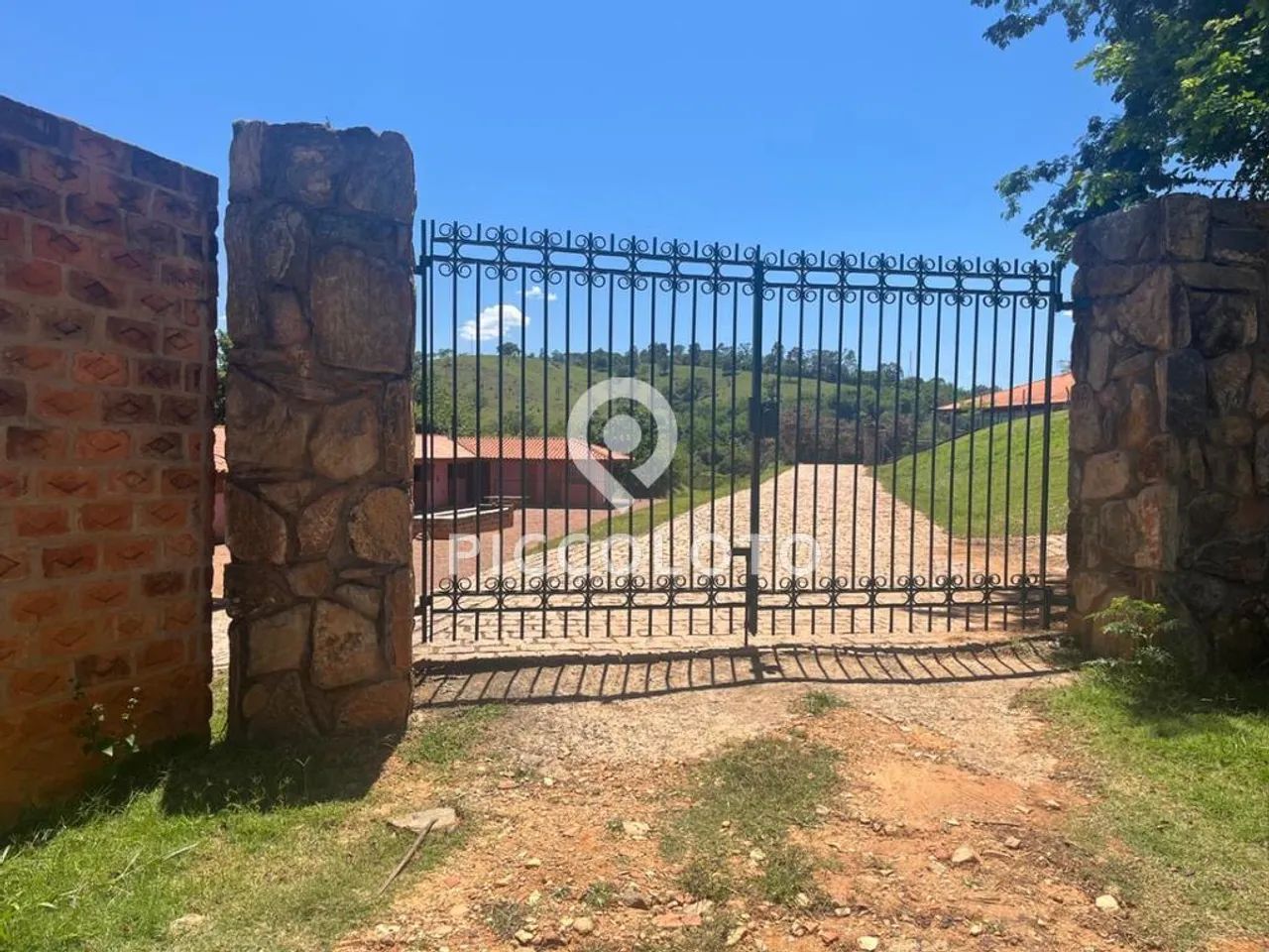Sítio à venda em Jaguariúna, Centro, com 4 quartos, com 55000 m² - Foto 2