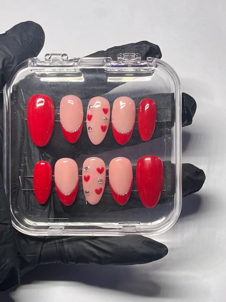 Unhas Postiças Românticas Vermelhas - Artesanais e Reutilizáveis com Kit de Aplicação - Foto 4
