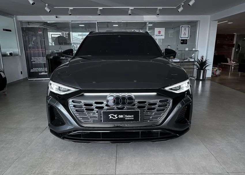 Audi Q8 E-tron Performance Black (elétrico) 2024 - Foto 2