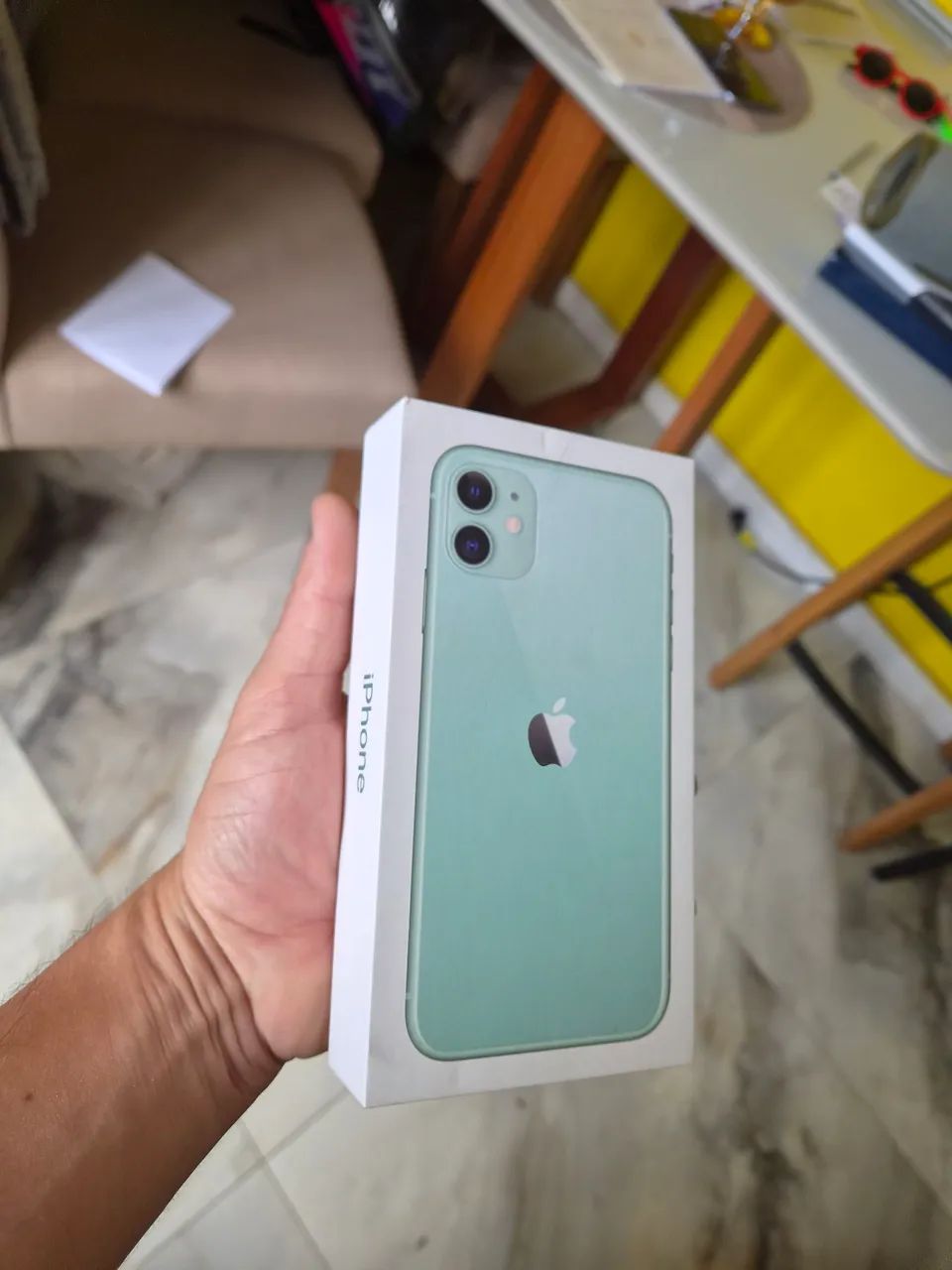 Caixa Iphone 11 verde