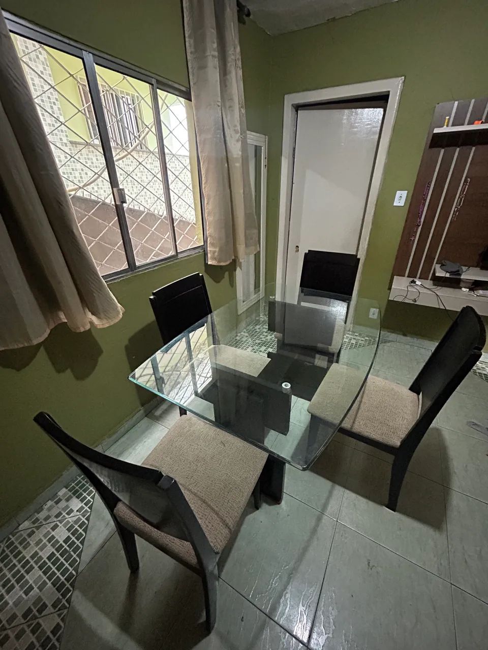 Vendo mesa de vidro 