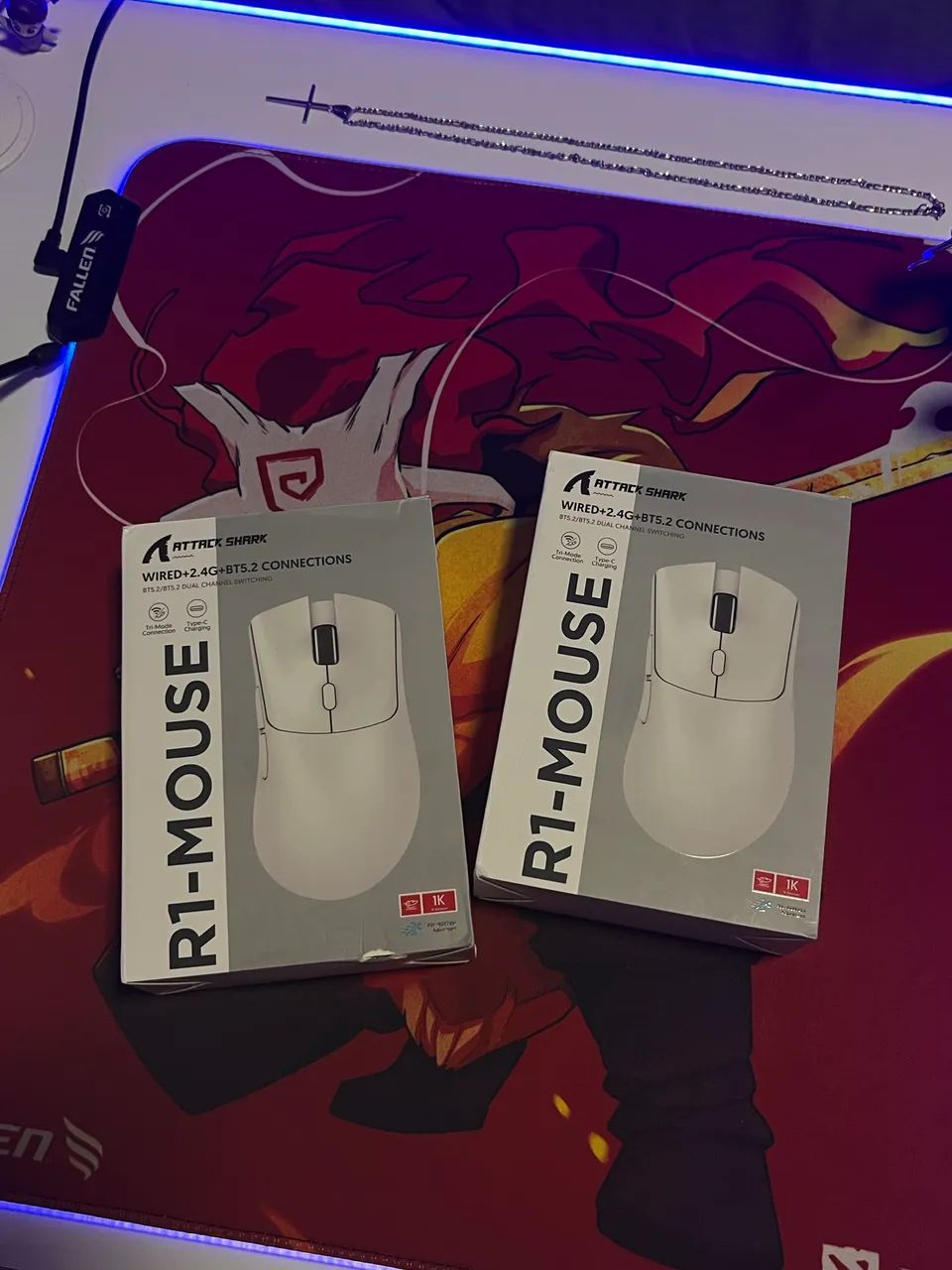 MOUSE ATTACK SHARK R1