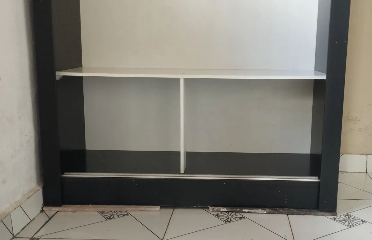 Guarda solteirão, com porta de correr  - Foto 4