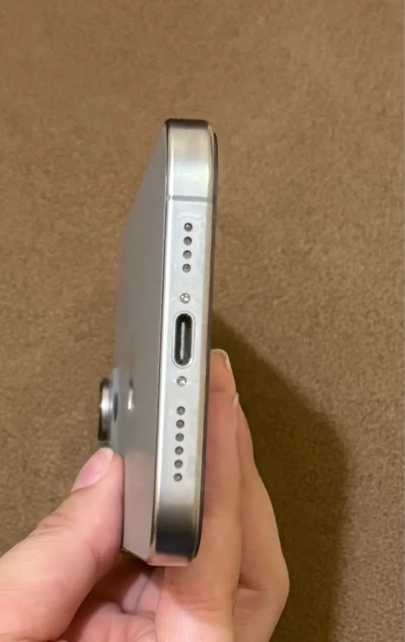 iPhone 16 PRO MAX - Foto 5