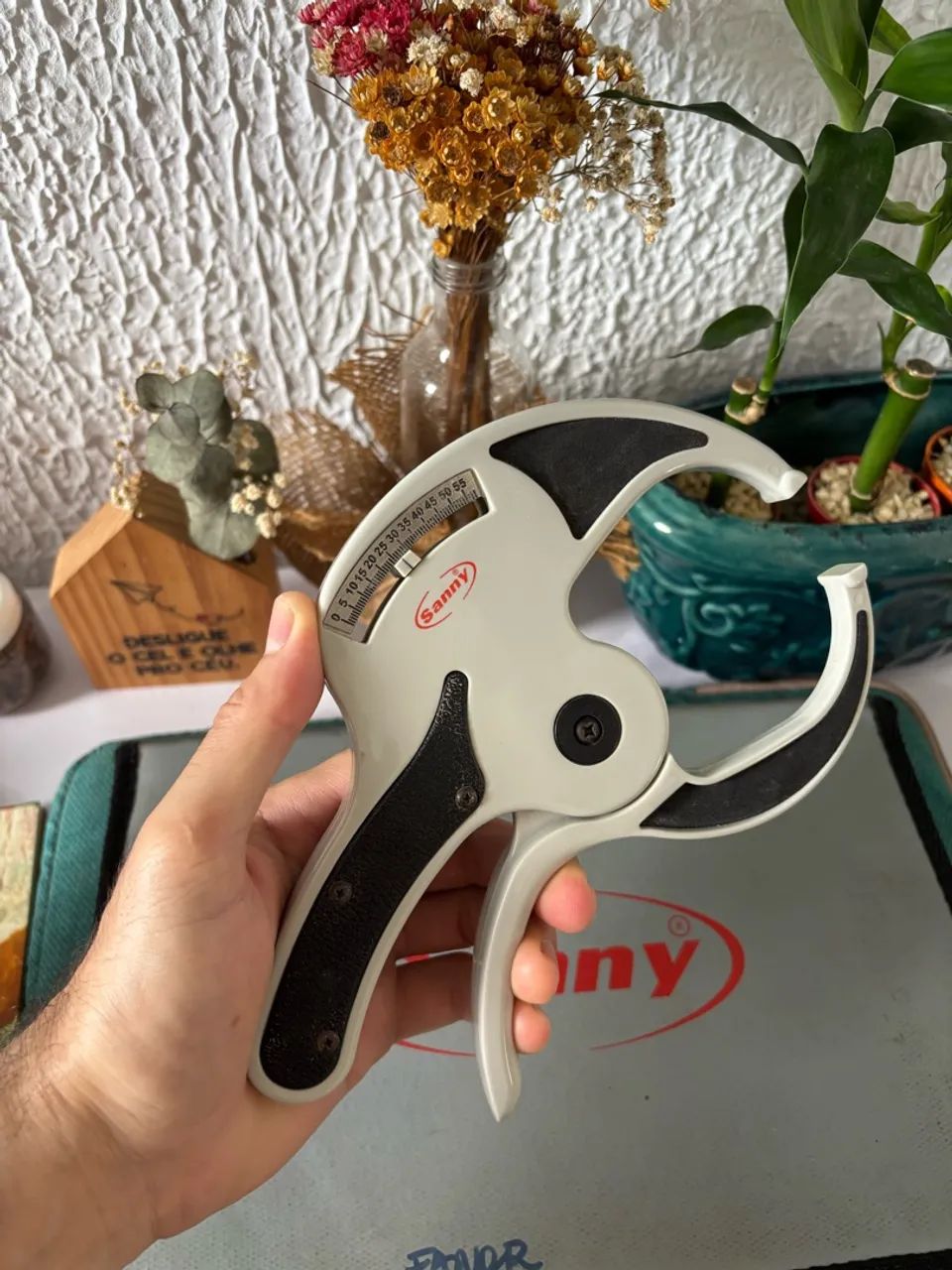 VENDO ADIPÔMETRO SANNY