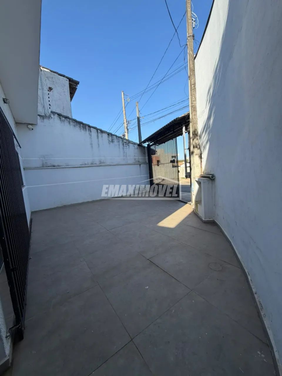 Salão Comercial de 60m² no Jardim Santa Rosa em Sorocaba-SP
